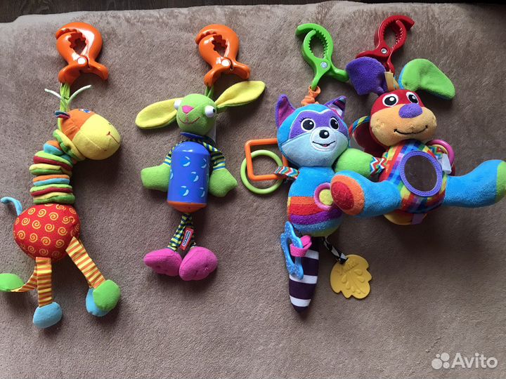Игрушка на коляску