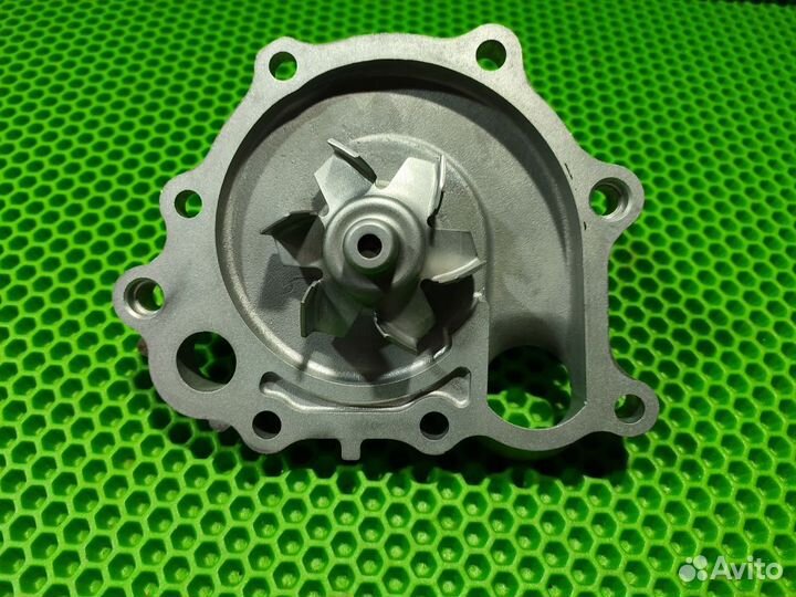 Помпа 2tzfe Toyota Previa