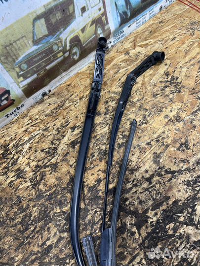 Поводки дворников Мазда CX7