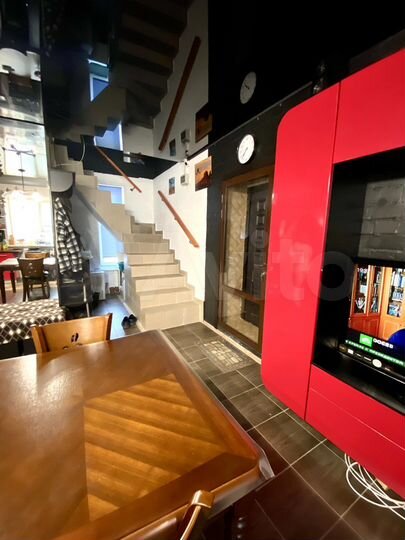 Коттедж 170 м² на участке 18,5 сот.