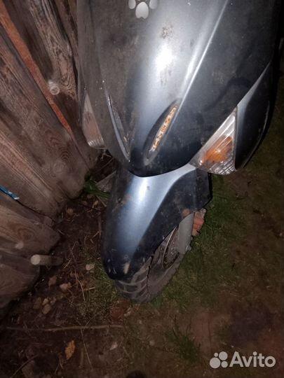 Крыло переднее на скутер
