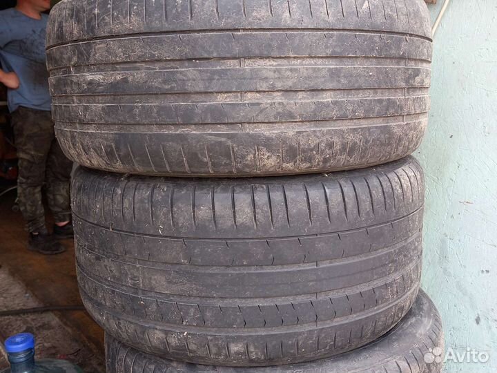 Pirelli P Zero 275/40 R20 и 315/35 R20