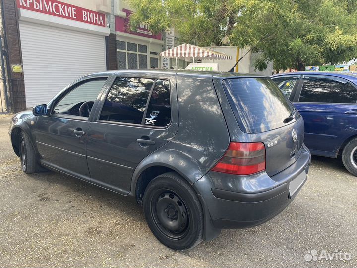 Volkswagen Golf 1.4 МТ, 1999, 270 000 км