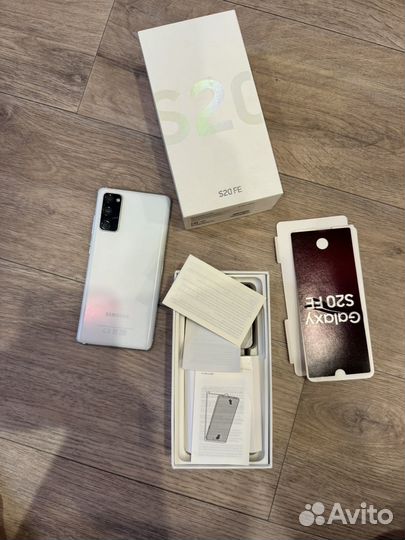 Samsung Galaxy S20 FE, 8/128 ГБ