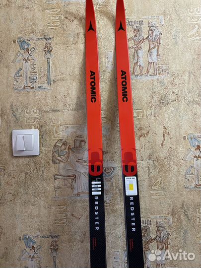 Беговые лыжи atomic redster c9 carbon
