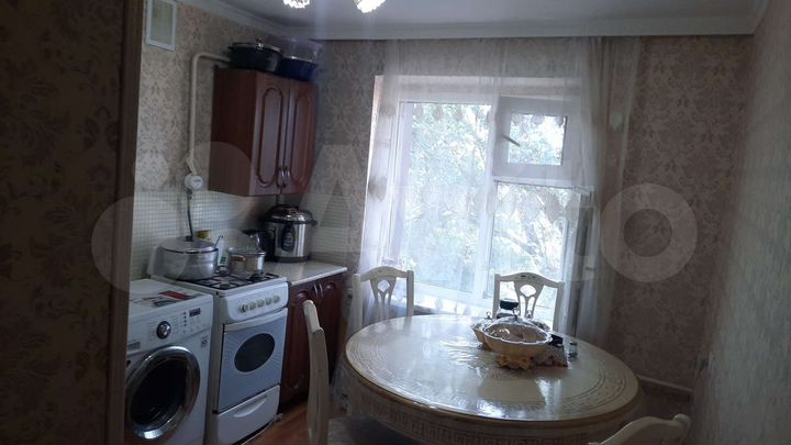 3-к. квартира, 55 м², 4/4 эт.