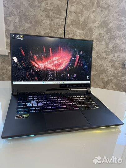 Asus ROG strix G513R