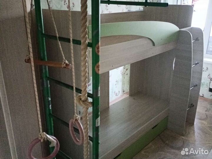 Двухъярусная кровать бу