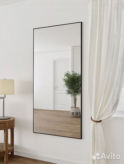 Зеркало в рамке