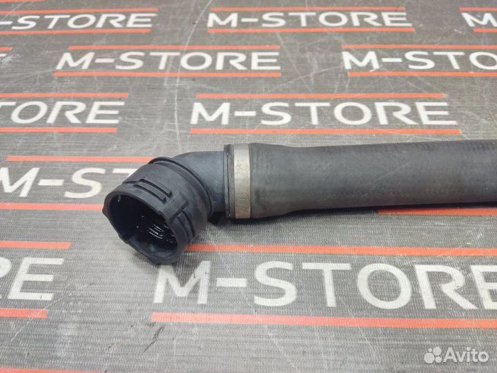 Патрубок радиатора нижний Volkswagen Touareg 7L