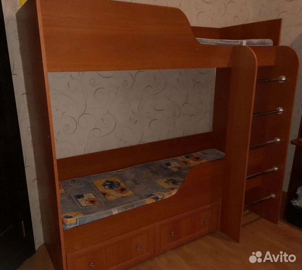 Кровать 2ярусная +матрасы+ шкафы +письм.стол с тум