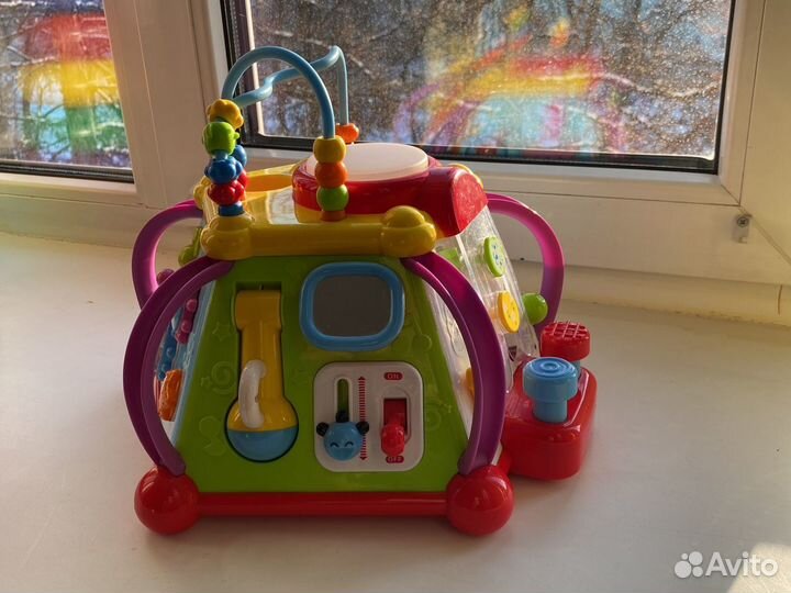 Развивающие игрушки бизиборд