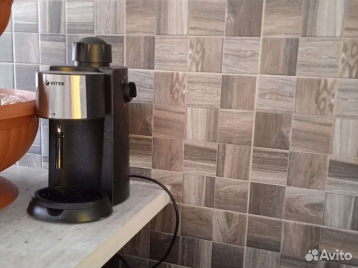 Кофеварка новая