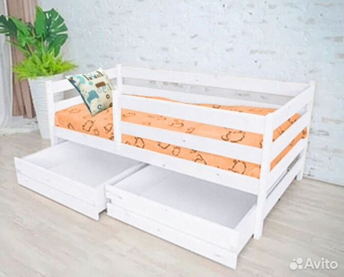 Кроватка с бортиком для малыша берёза софа эко