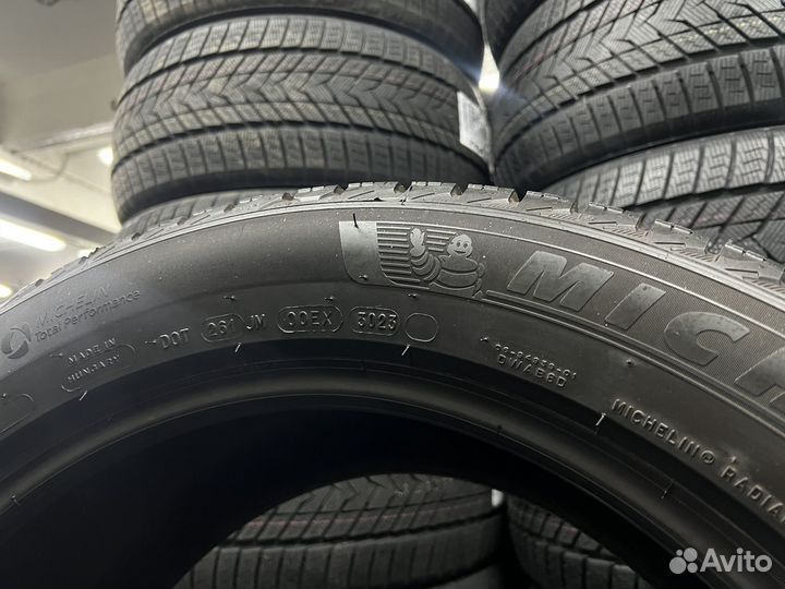 Michelin X-Ice Snow SUV 295/45 R20 113H