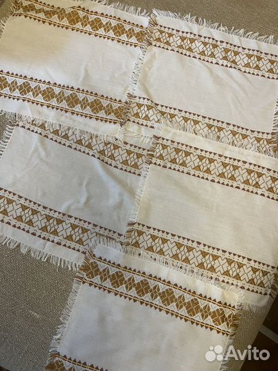 Салфетки с вышивкой 5 шт