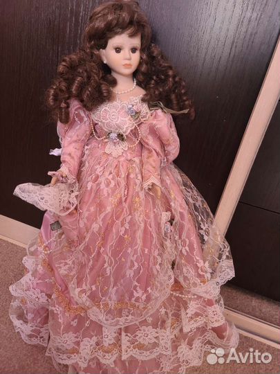 Кукла фарфоровая большая