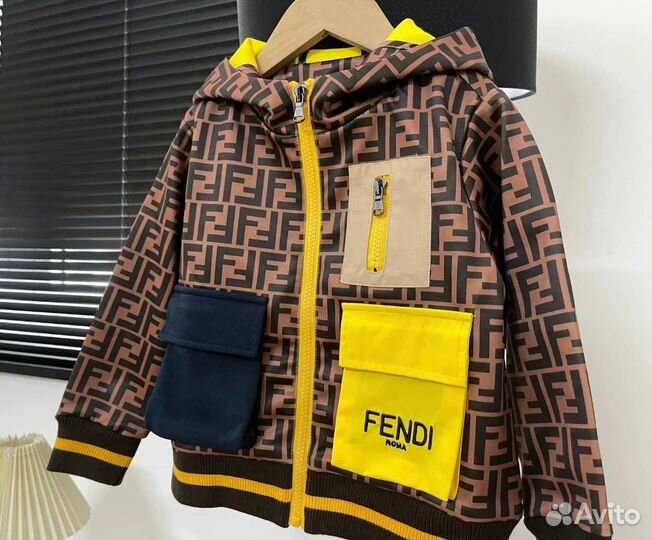 Детская куртка-ветровка Fendi