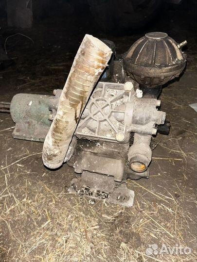 Насос для опрыскивателя