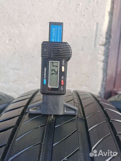 Michelin Primacy 4 215/65 R16