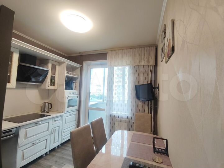 2-к. квартира, 48,5 м², 2/10 эт.