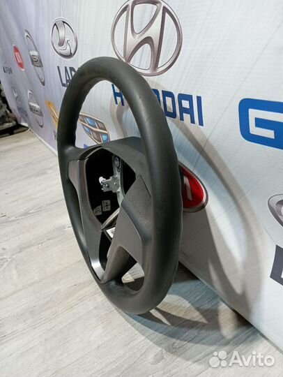 Руль Рулевое колесо Hyundai solaris Лев