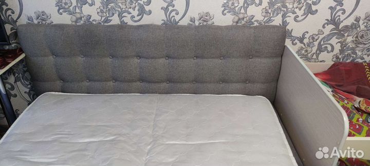Кровать двухспальная с матрасом бу 175*220