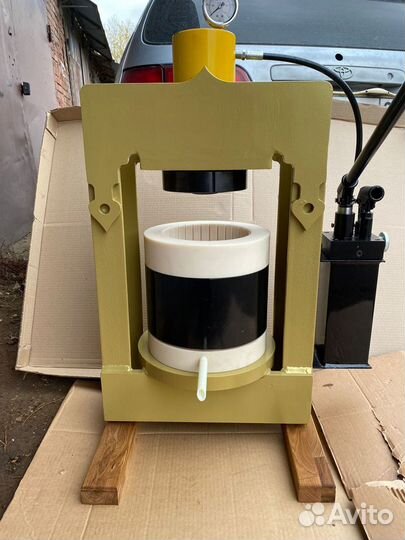 Маслопресс 50 тонн. (Дубовый пресс)