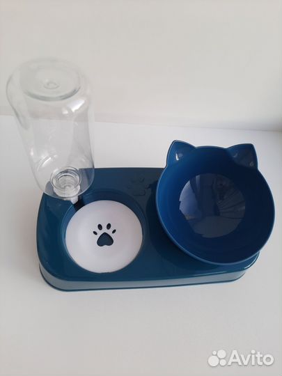 Миска для кошек и собак с автопоилкой