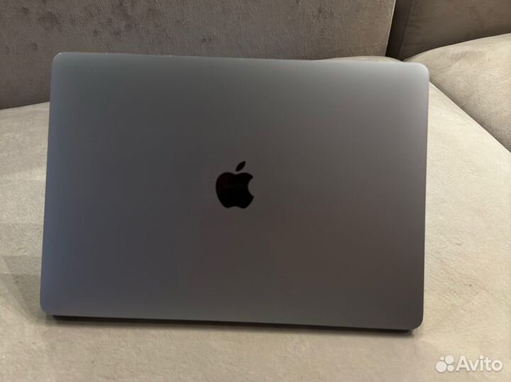 Apple macbook pro 13 2020