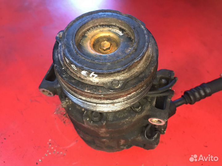 Компрессор кондиционера Bmw 5-Series E39 M54B25