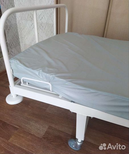 Кровать для лежачих больных бу