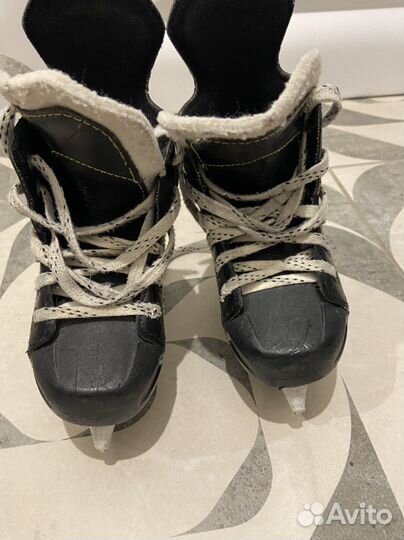 Коньки ccm 9040