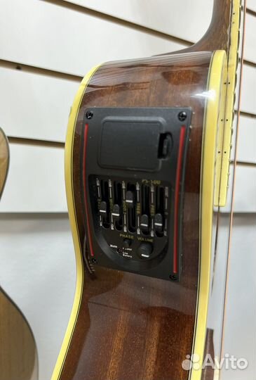 Электроакустическая гитара Ibanez aeg50