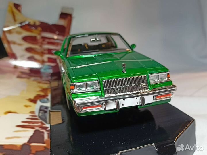 Модель Buick Regal 1987 1:24 Get Low Motormax