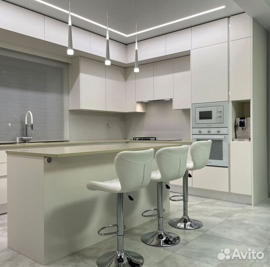 Кухня современная на заказ. Доставка и сборка