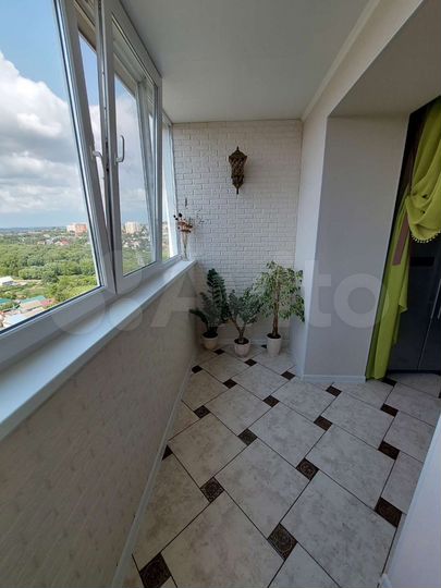 2-к. квартира, 72,7 м², 12/16 эт.