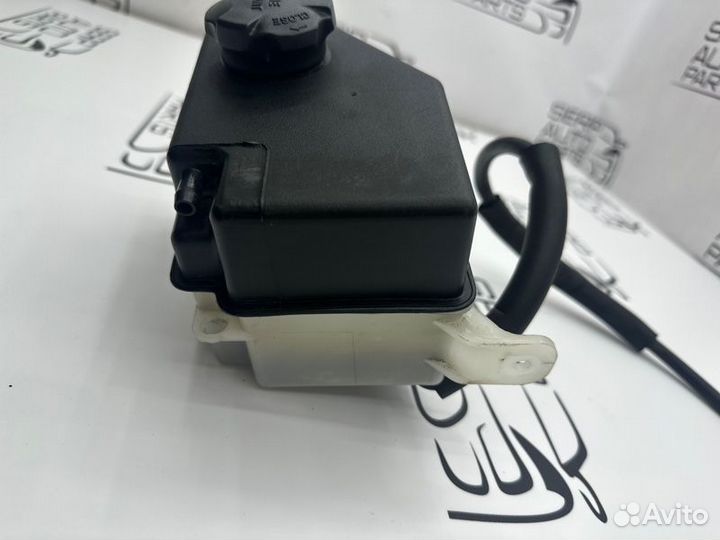 Бачок расширительный Kia Rio 2 JB G4EE 1.4 2010