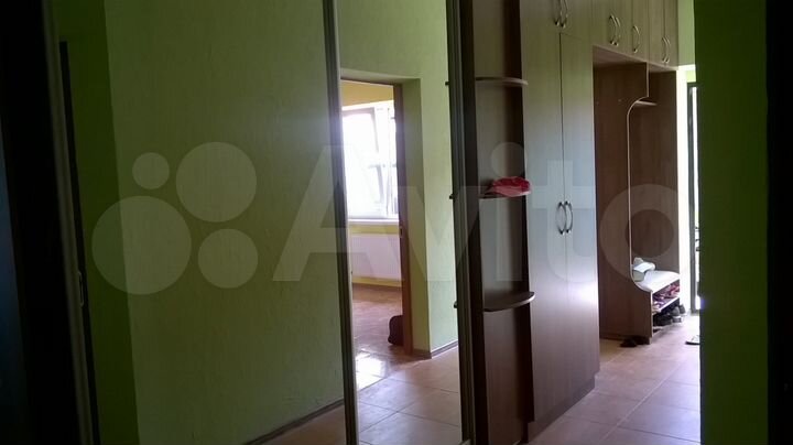 Дом 180 м² на участке 5 сот.