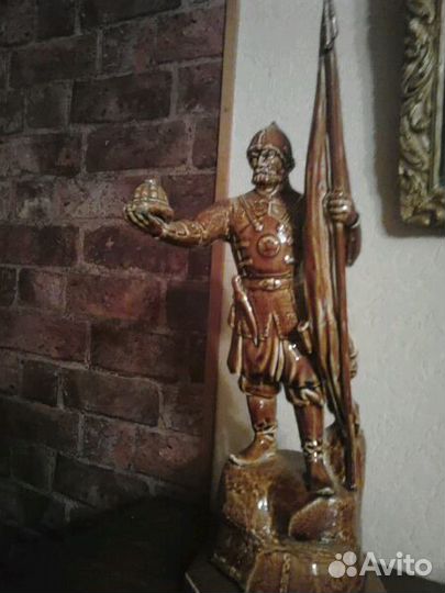 Фарфор. Статуэтка