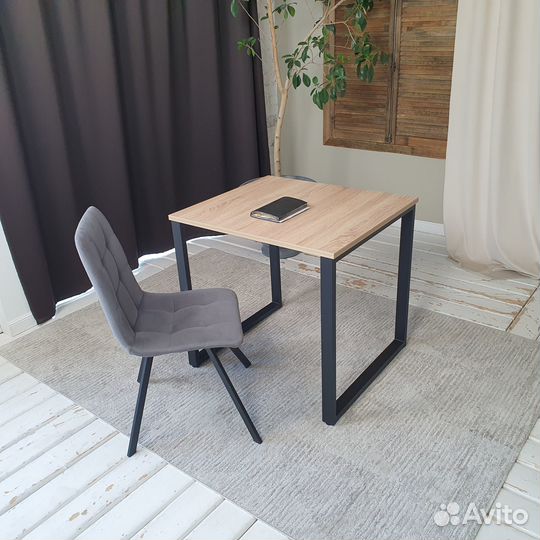 Компьютерный стол Лофт Дуб 80*70 см. Черные ножки