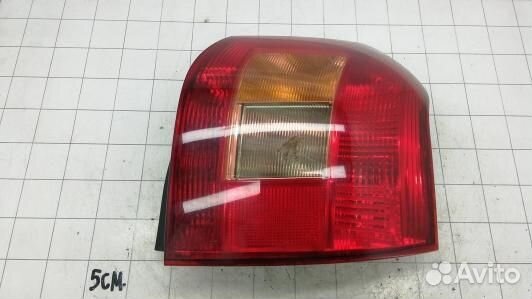 Фонарь задний правый toyota corolla E12 (83Z09MY01