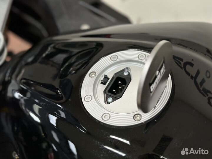 Электромотоцикл Yamaha R3