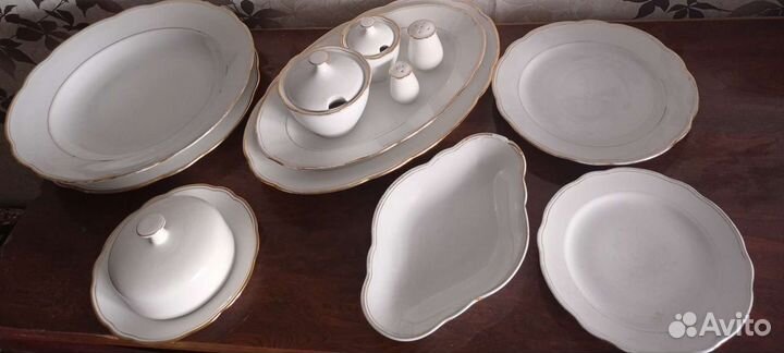 Набор столовой посуды фарфор 