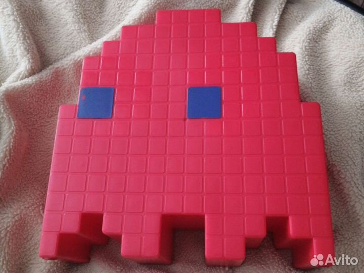 Светильник в стилистики pac man