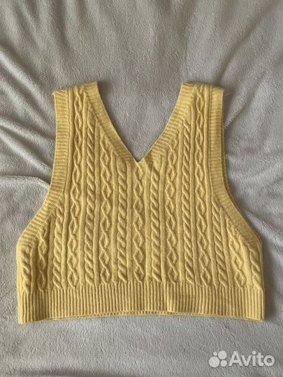 Укороченный шерстяной жилет