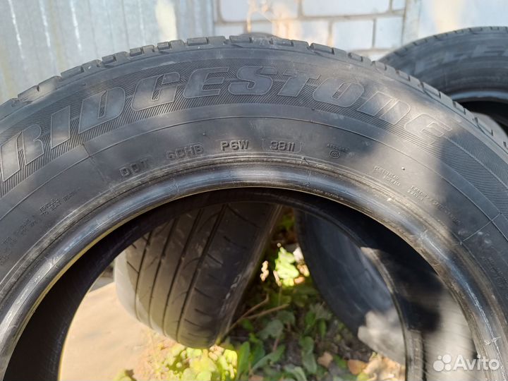 Bridgestone Desert Dueler 215/65 R16