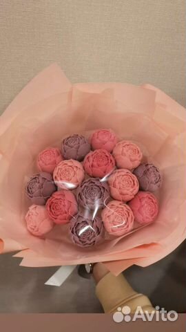 Букет из шоколадных пионов