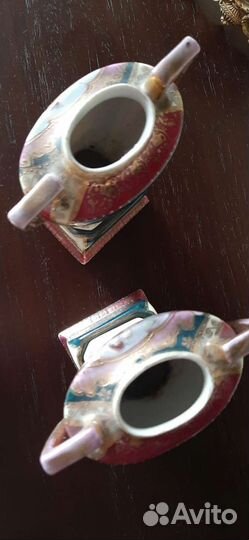 Графин с петухом внутри, вазы, рюмки из оникса