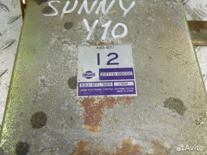 Блок управления двигателем Nissan Sunny Y10